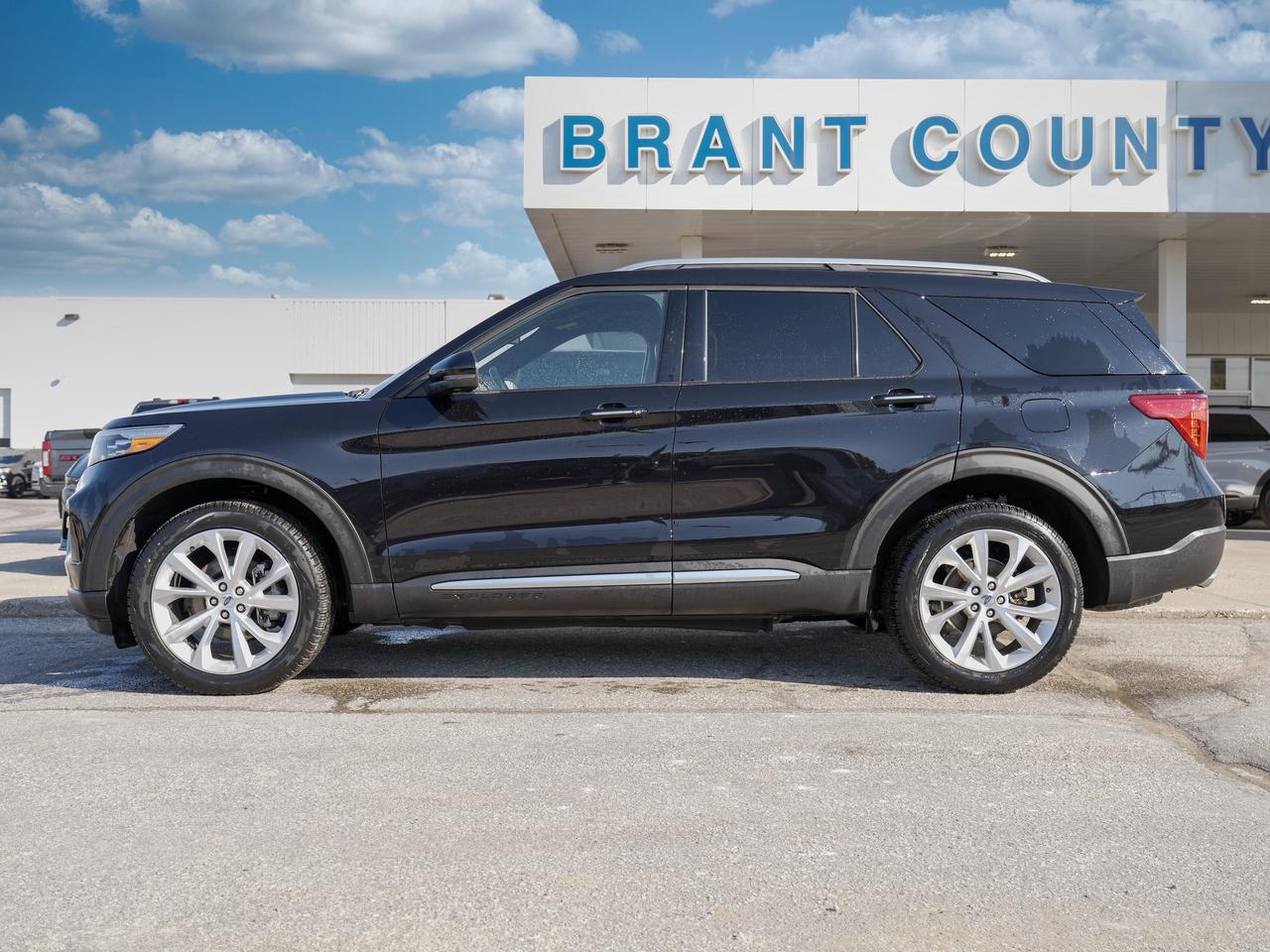 2024 Ford Explorer Platinum 4WD | LEATHER | 6 PASSENGER | PANO ROOF Photo2