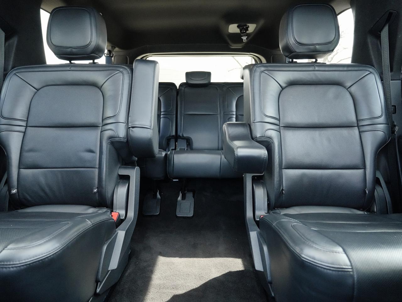 2023 Lincoln Navigator Reserve 4x4 | CAPTAIN SEATS | 7 PASS | LEATHER Photo