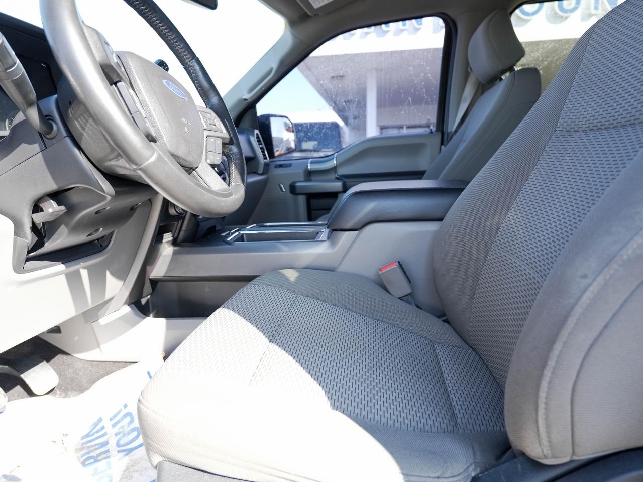 2017 Ford F-150 SIDE STEPS | 4X4 | RELIABLE. RUGGED. READY. Photo