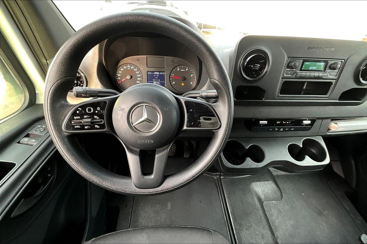 2022 Mercedes-Benz Sprinter Crew Van 2500 High Roof | Diesel | 170" WB | RWD Photo4