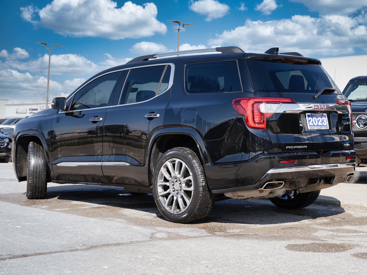 2023 GMC Acadia AWD 4dr Denali | SUN ROOF | 6 PASSENGER Photo