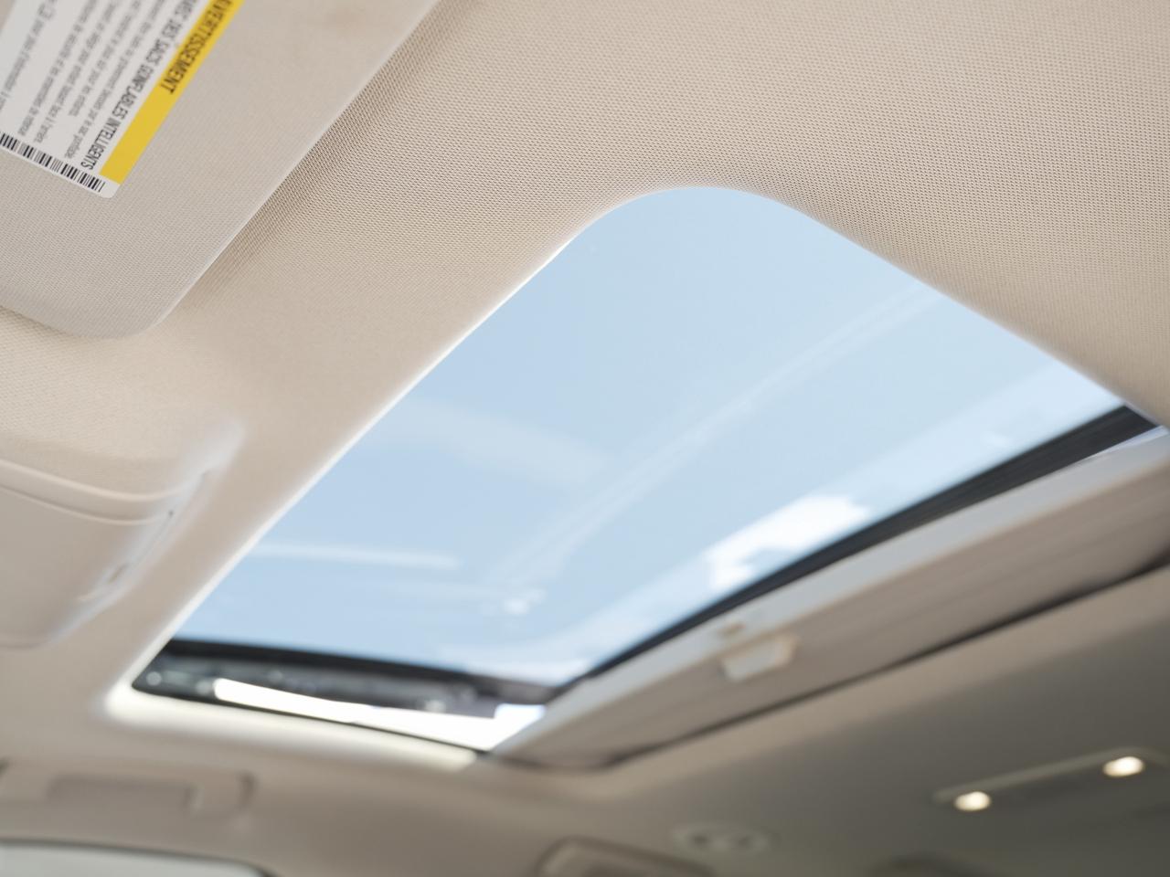 2023 GMC Acadia AWD 4dr Denali | SUN ROOF | 6 PASSENGER Photo