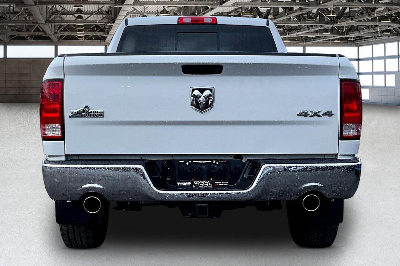 2015 RAM 1500 Big Horn Ecodiesel CrewCab | 6'4 Bed | AS IS | 4X4 Photo3