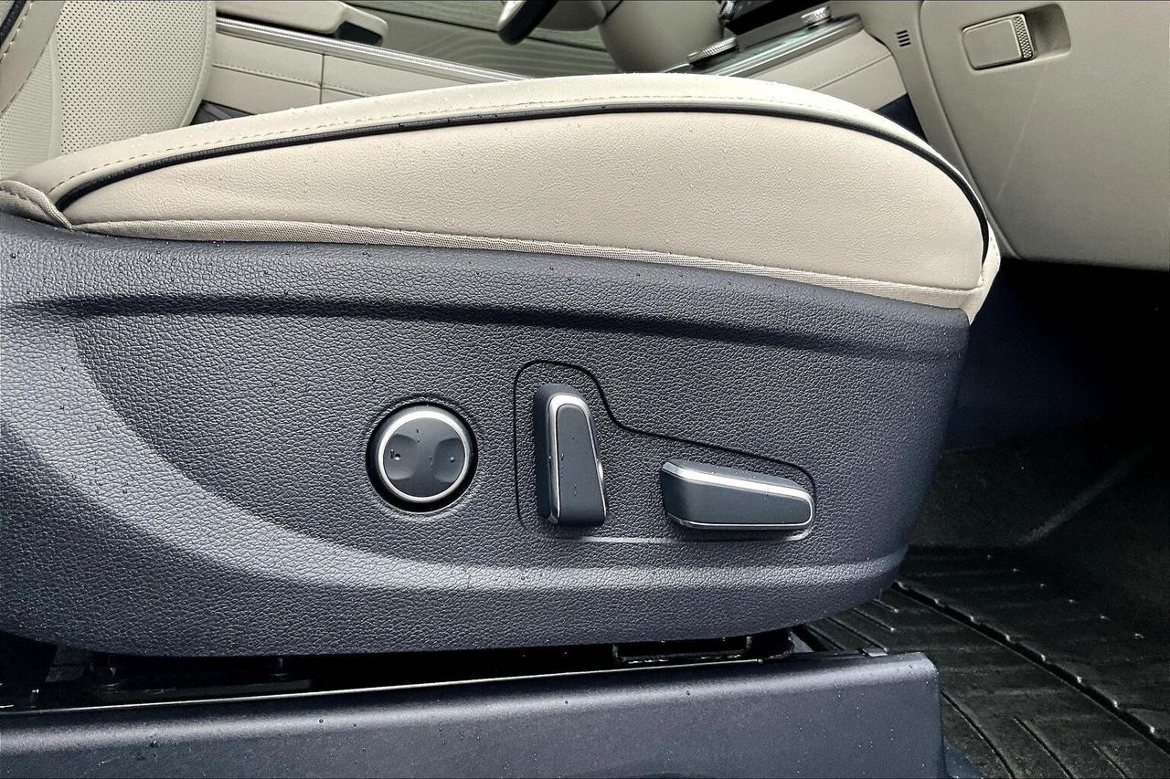 2025 Hyundai PALISADE Ultimate Calligraphy 7Seat AWD Photo