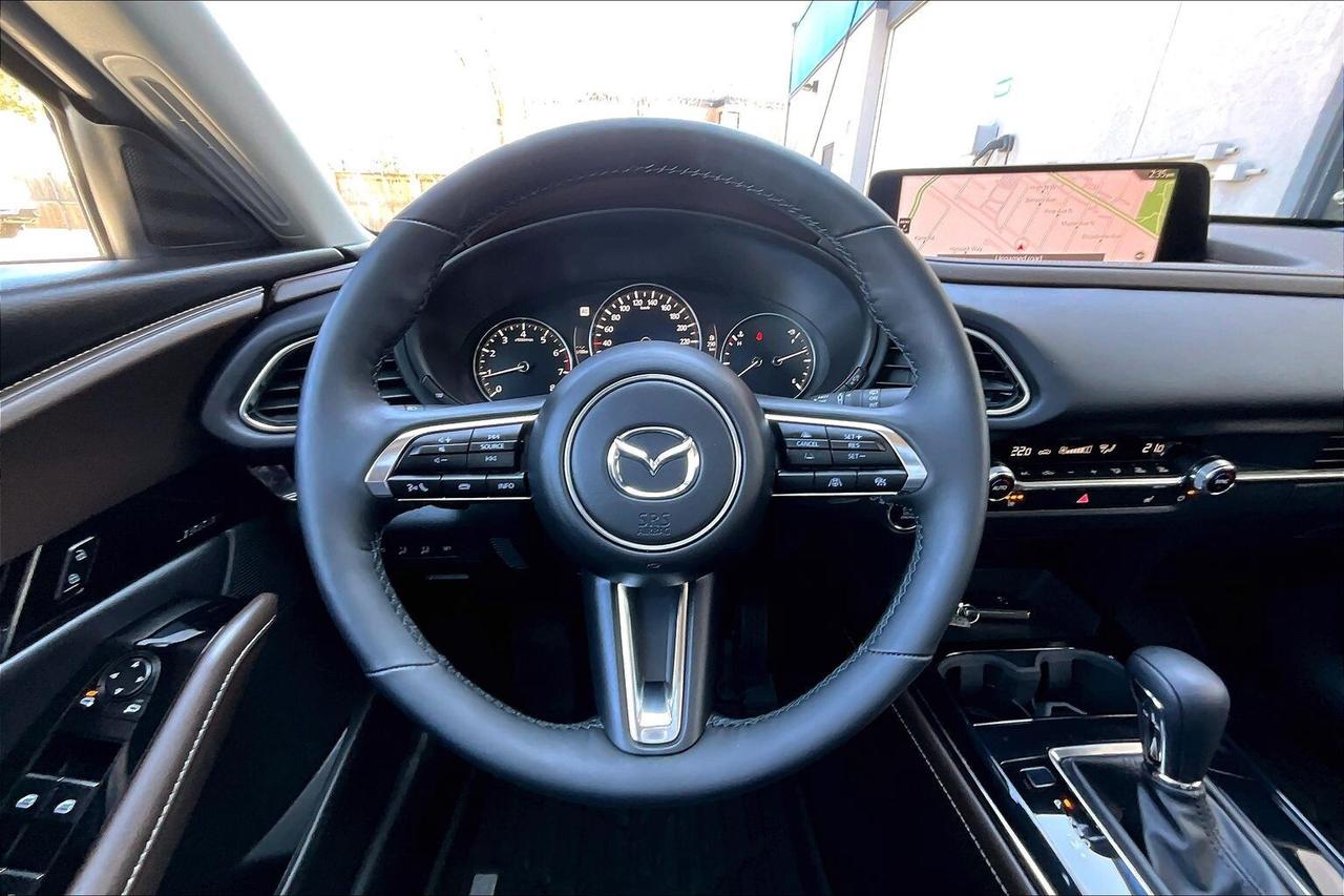 2025 Mazda CX-30 GT Turbo | Heated Leather | Sunroof | AWD Photo4