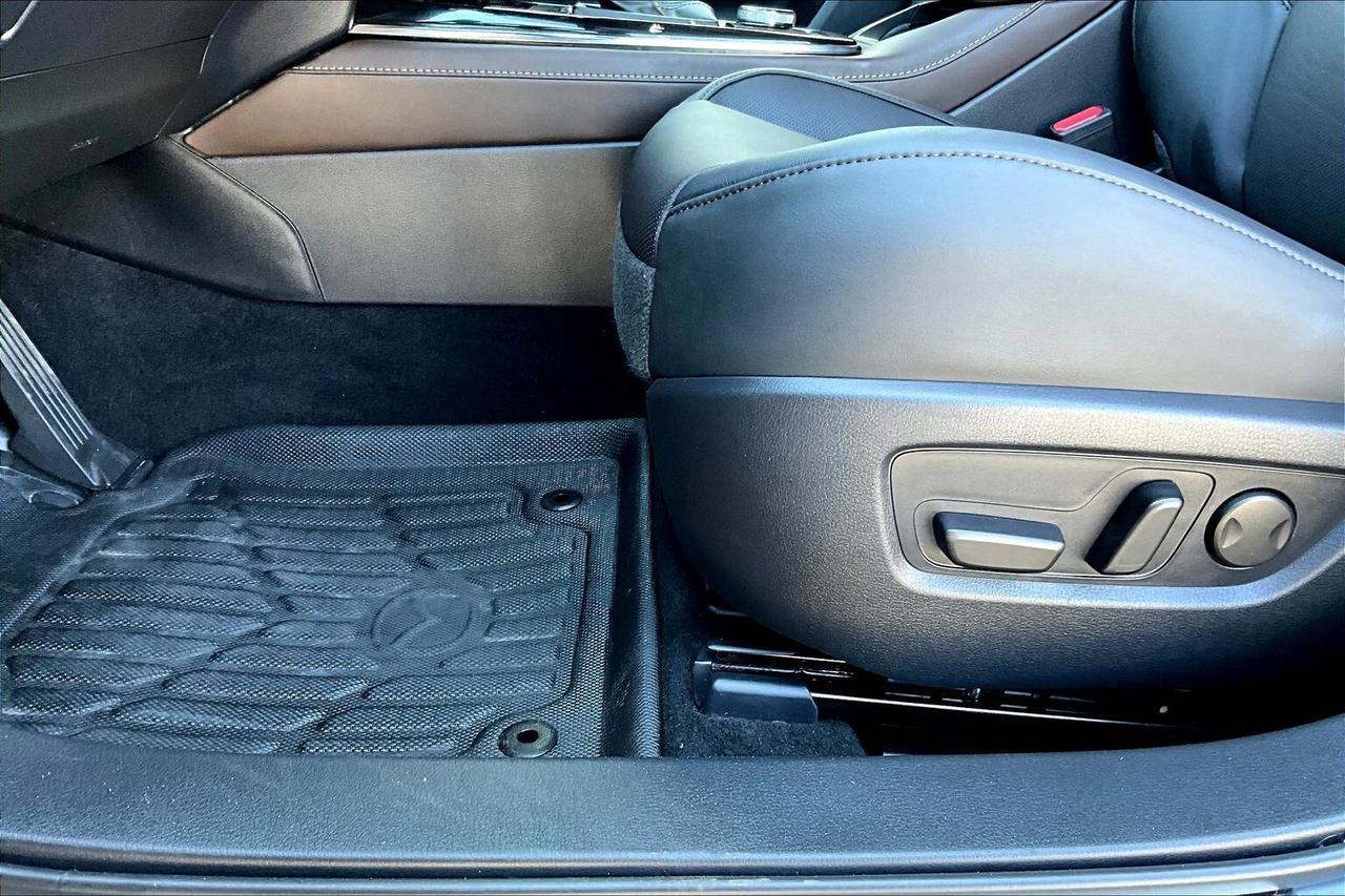 2025 Mazda CX-30 GT Turbo | Heated Leather | Sunroof | AWD Photo