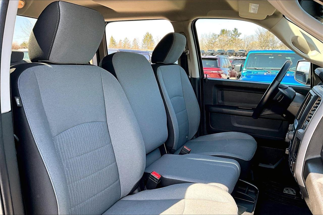 2021 RAM 1500 Classic Night Edition Crew | Sub Zero | 3.92 Axle | 4X4 Photo