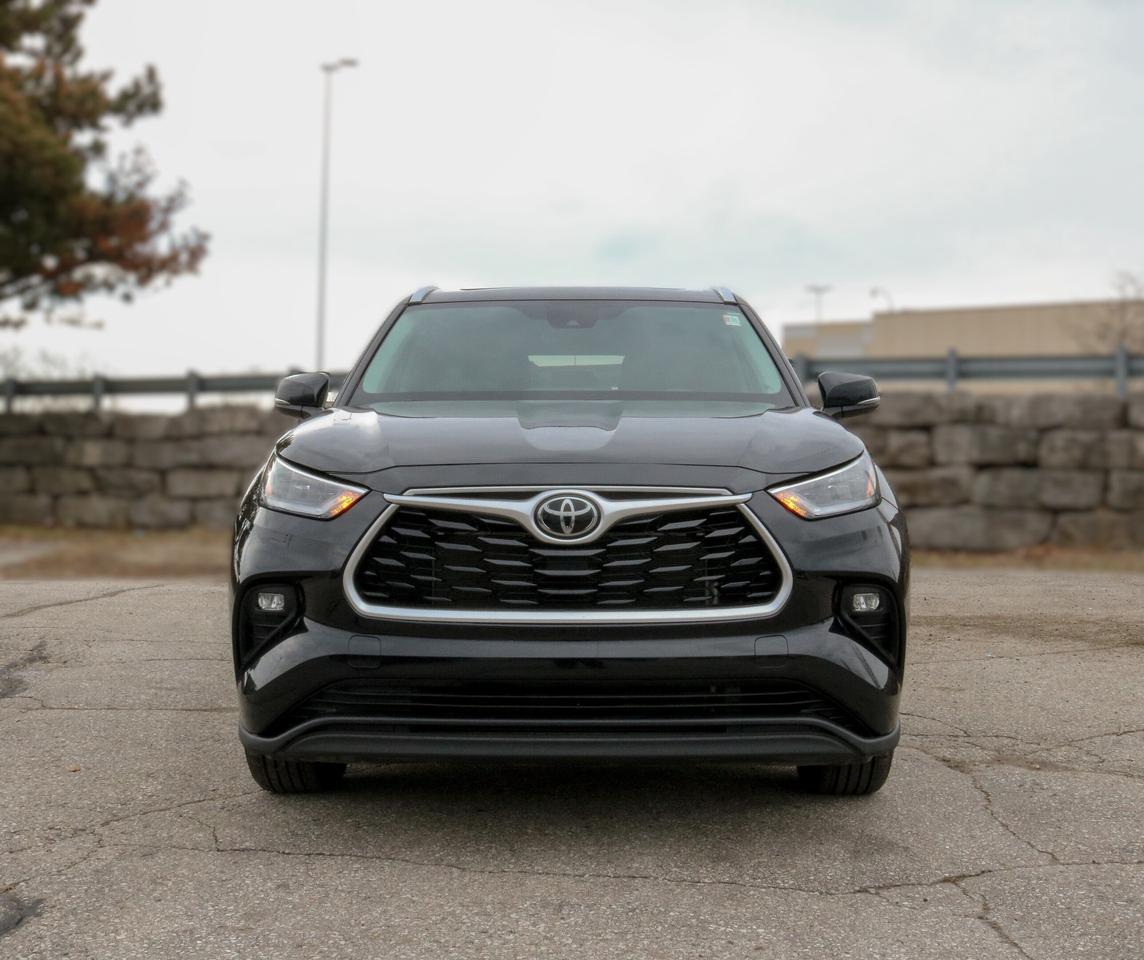 2022 Toyota Highlander XLE AWD | SUNROOF | HEATED SEATS | BLUETOOTH | Photo