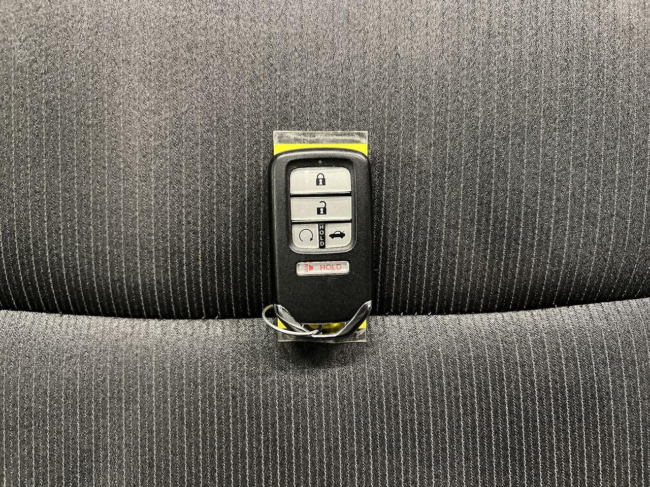 2020 Honda Accord SPORT | LOW KMS! | HTD LEATHER | SUNROOF | CARPLAY Photo