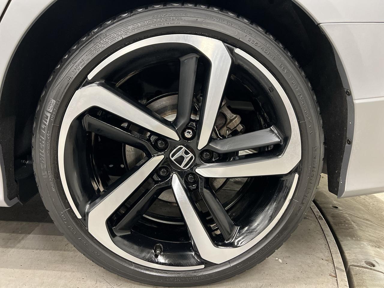 2020 Honda Accord SPORT | LOW KMS! | HTD LEATHER | SUNROOF | CARPLAY Photo