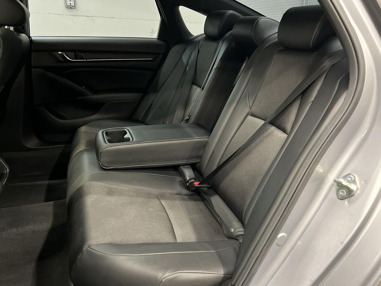 2020 Honda Accord SPORT | LOW KMS! | HTD LEATHER | SUNROOF | CARPLAY Photo