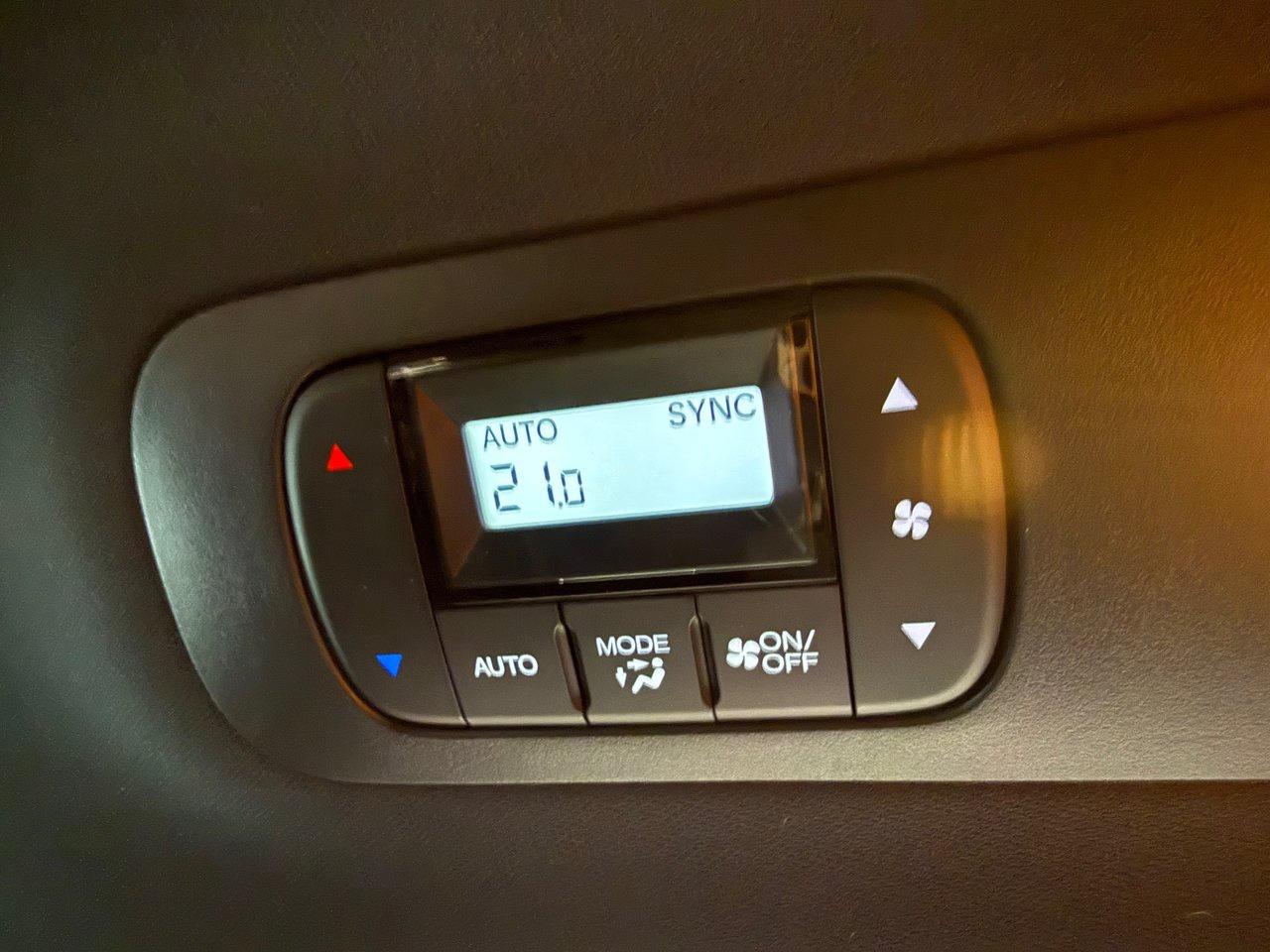 2025 Honda Odyssey Black Edition Photo