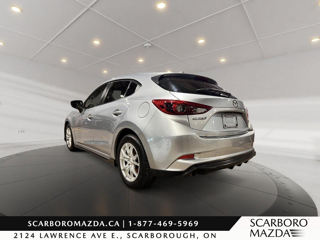 2018 Mazda MAZDA3 SPORT GT Photo4