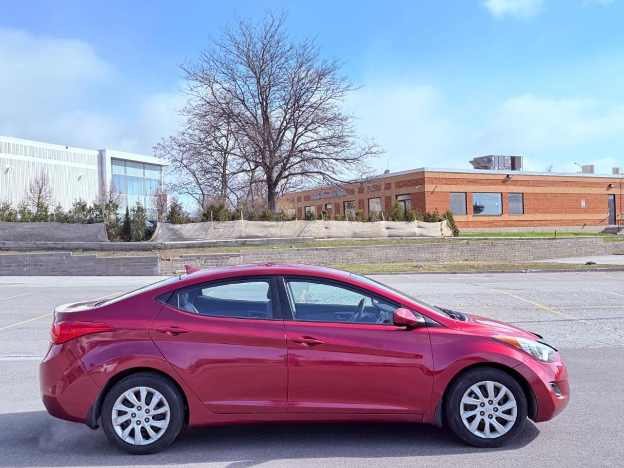 2012 Hyundai Elantra 4DR SEDAN Photo