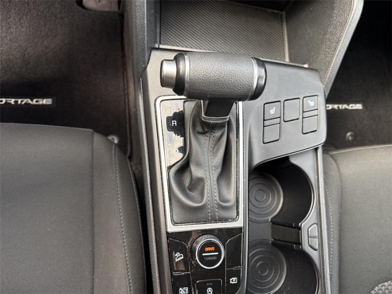 2024 Kia Sportage LX AWD  Heated Seats Photo