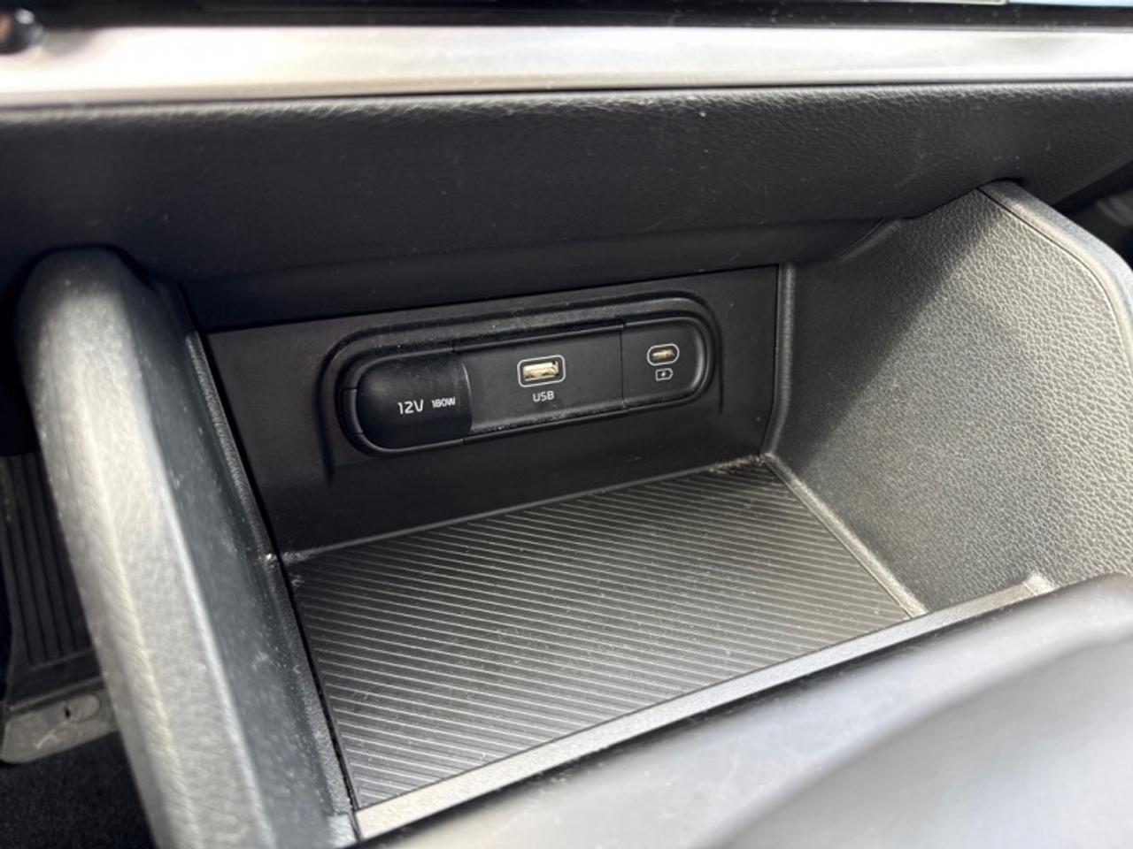 2024 Kia Sportage LX AWD  Heated Seats Photo
