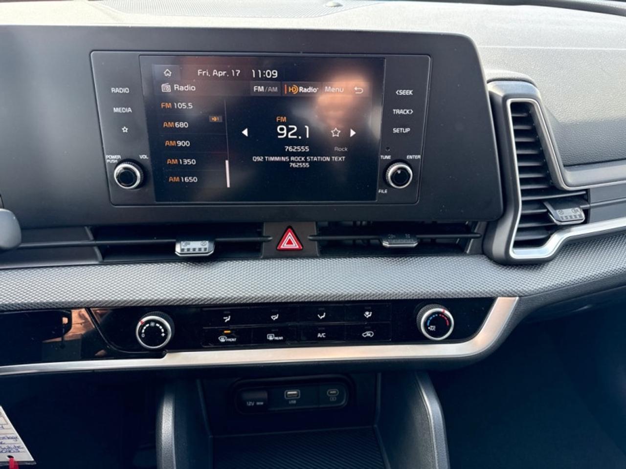 2024 Kia Sportage LX AWD  Heated Seats Photo