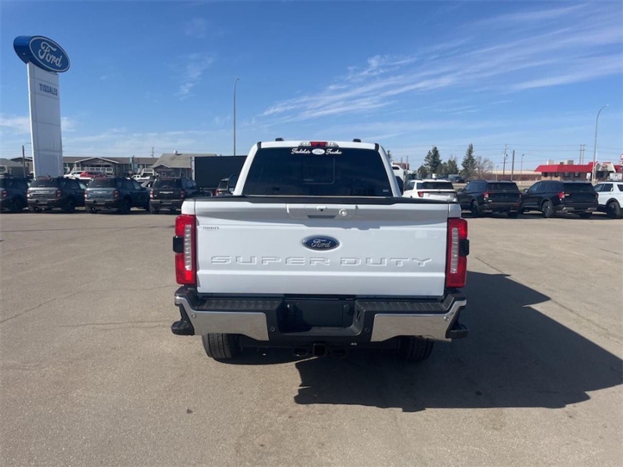 2026 Ford F-350 Super Duty LARIAT  - Running Boards Photo5