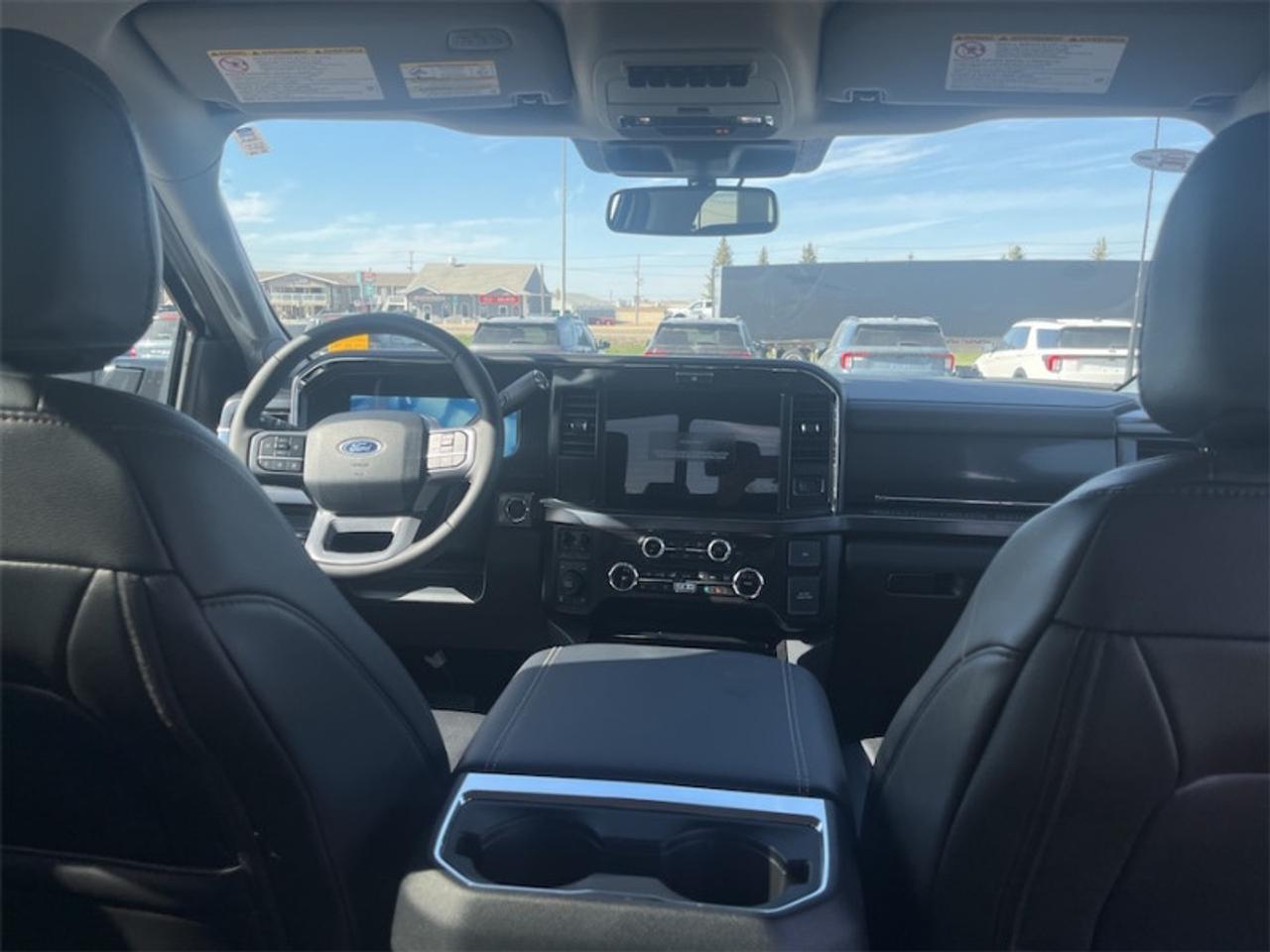 2026 Ford F-350 Super Duty LARIAT  - Running Boards Photo5