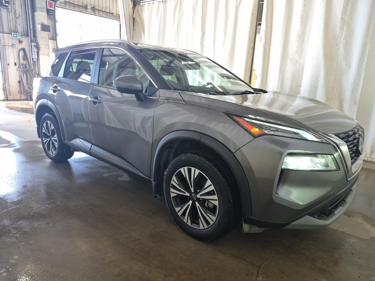2023 Nissan Rogue SV MOONROOF Photo1