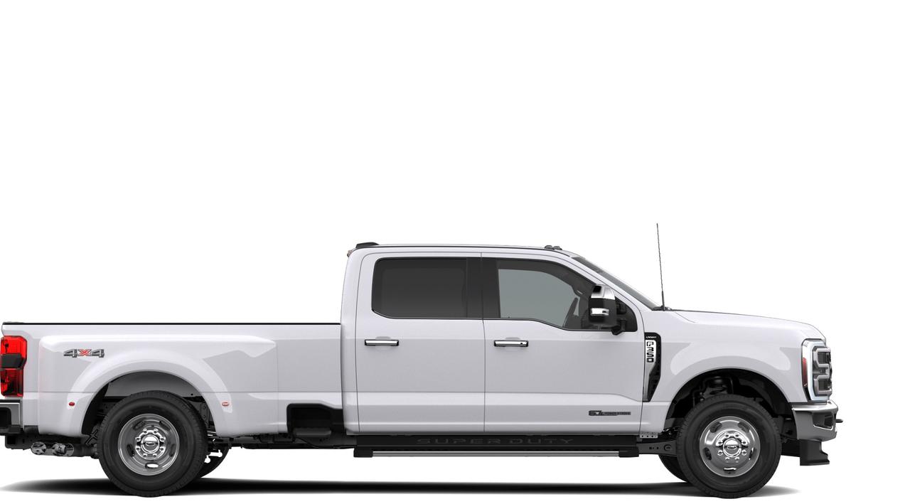 2026 Ford F-350 Super Duty DRW LARIAT 4WD Crew Cab 8' Box 628A Photo4
