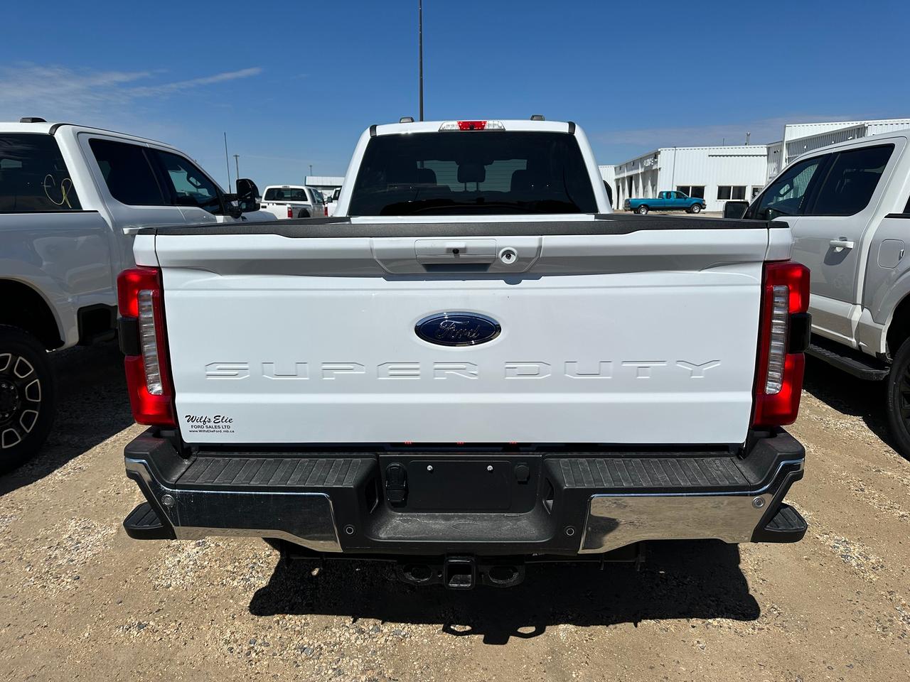 2026 Ford F-350 Super Duty DRW LARIAT 4WD Crew Cab 8' Box 628A Photo4