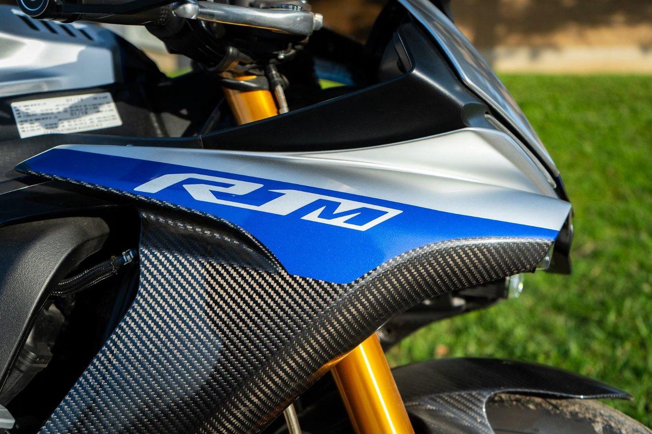 2019 Yamaha YZFR1M SPORT Photo