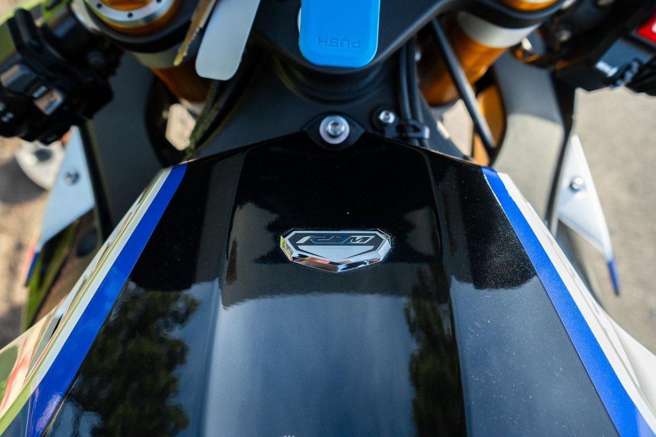 2019 Yamaha YZFR1M SPORT Photo
