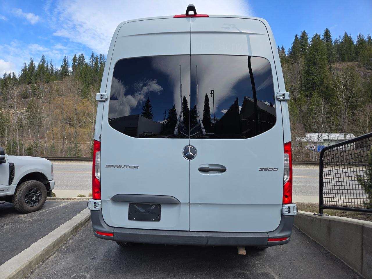 2019 Mercedes-Benz Sprinter Passenger Van BASE Photo4