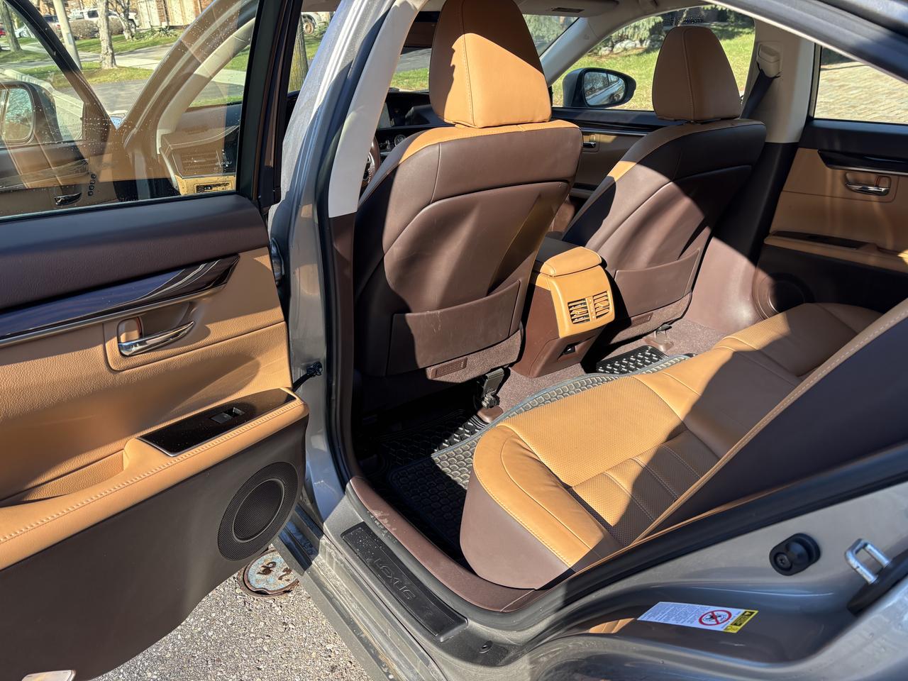 2017 Lexus ES 300 HYBRID/PREMIUM PKG - Photo #6