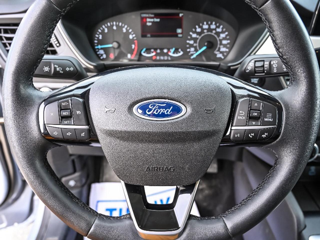 2022 Ford Escape SE Photo