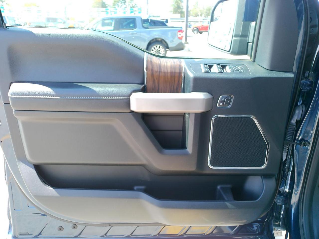 2019 Ford F-150 XLT 4WD SuperCrew 5.5' Box Photo