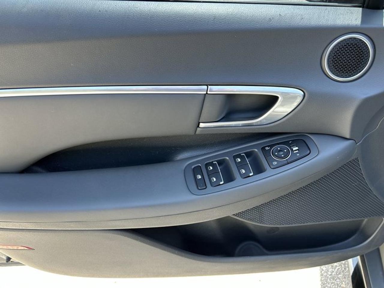 2022 Hyundai Sonata Sport 1.6T | No accidents | One owner | Heated Steering Wheel Photo