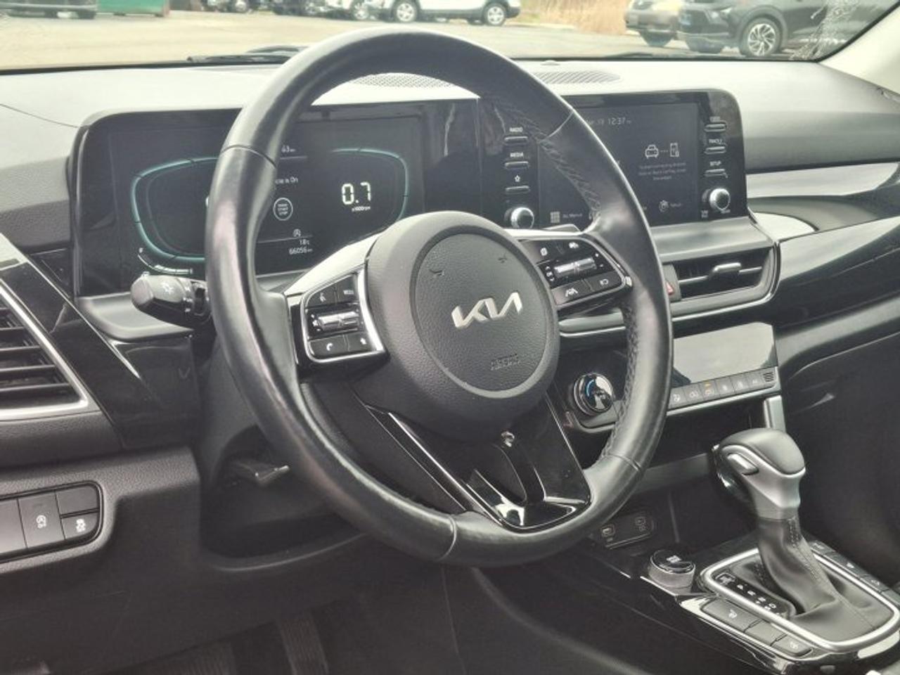 2024 Kia Seltos EX AWD | Leather | Sunroof | Heated Wheel + Seats | CarPlay + Android | Rear Camera and More ! Photo