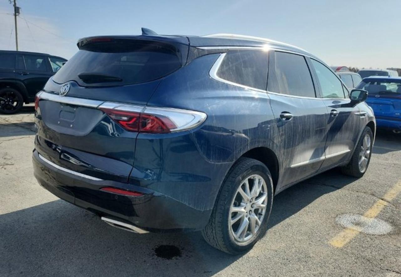 2022 Buick Enclave Premium AWD | V6 | Leather | Sunroof | Nav | Bose | Trailering Pkg | Cooled + Heated Seats & More ! Photo