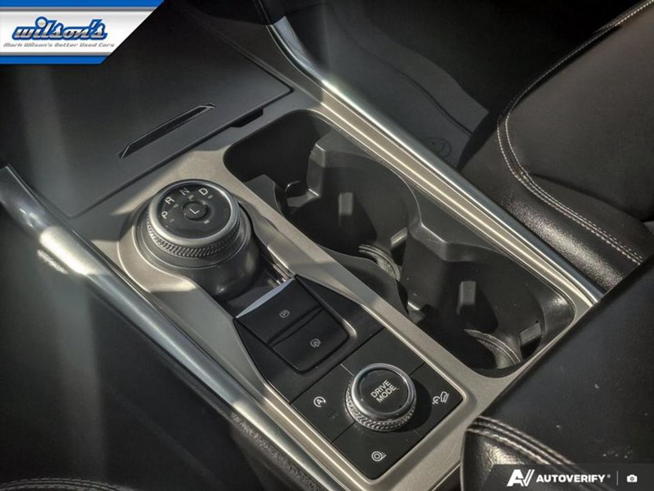 2024 Ford Explorer XLT AWD | Leather | Heated Seats | CarPlay + Android | Rear Camera | and More ! Photo