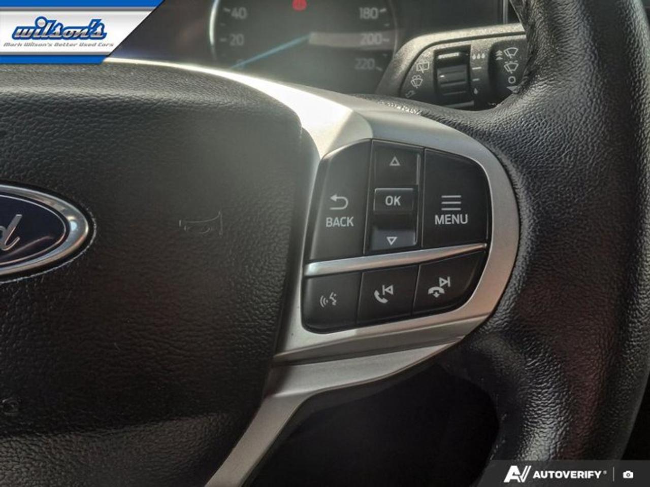 2024 Ford Explorer XLT AWD | Leather | Heated Seats | CarPlay + Android | Rear Camera | and More ! Photo