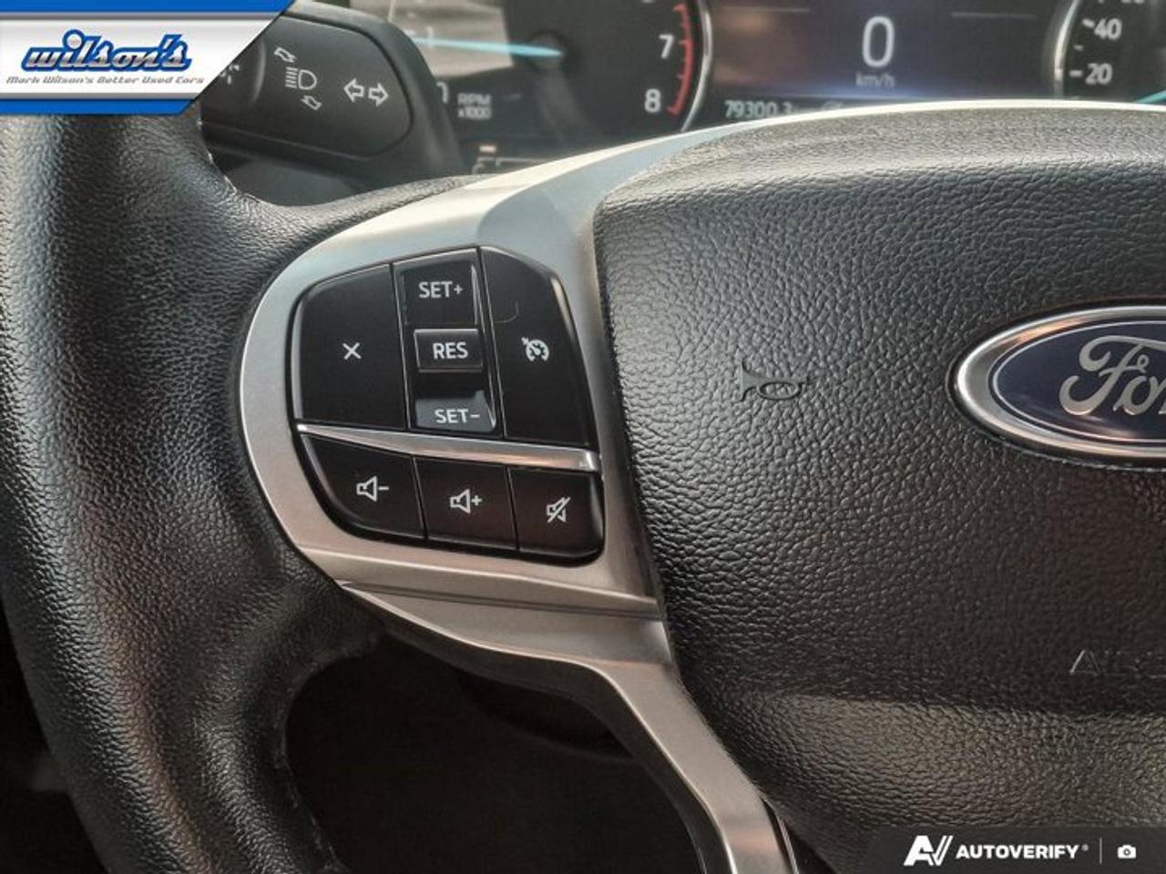 2024 Ford Explorer XLT AWD | Leather | Heated Seats | CarPlay + Android | Rear Camera | and More ! Photo