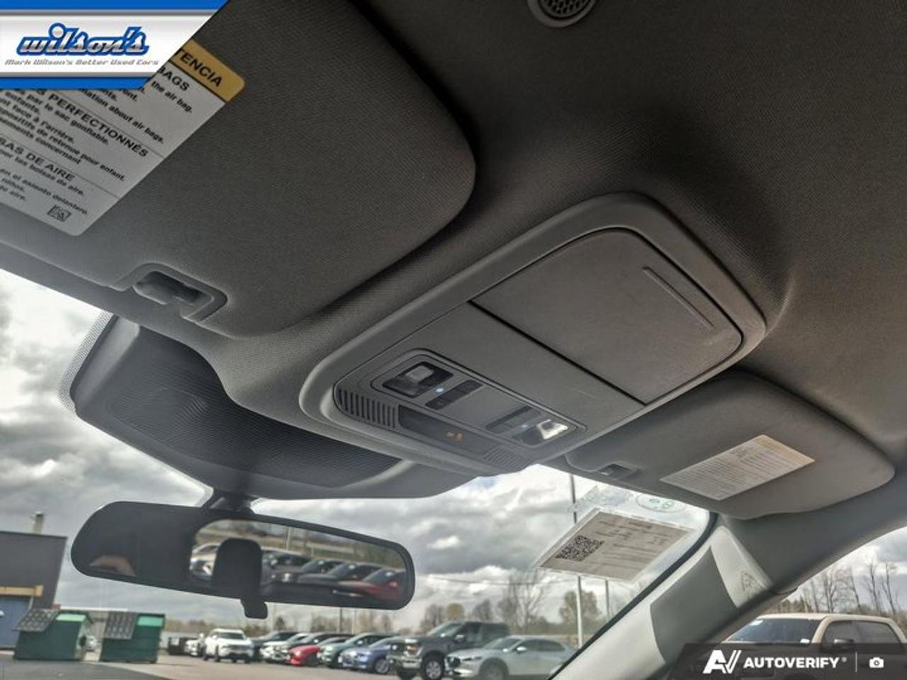 2024 Ford Explorer XLT AWD | Leather | Heated Seats | CarPlay + Android | Rear Camera | and More ! Photo