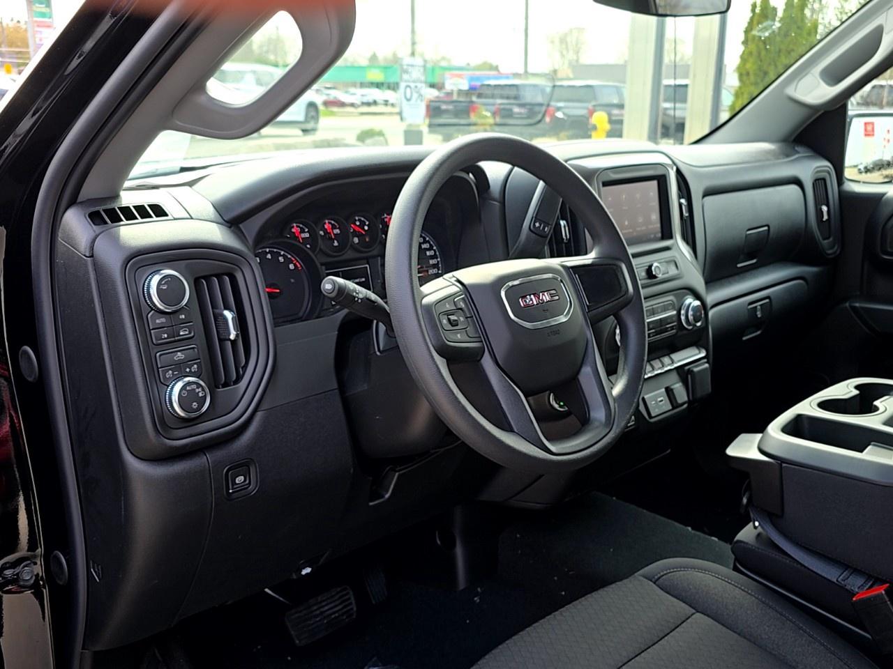 2026 GMC Sierra 1500 Crew Cab Short Box 4-Wheel Drive Pro Photo