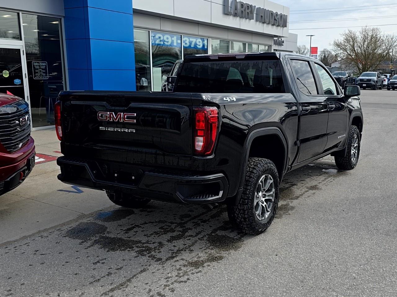2026 GMC Sierra 1500 Crew Cab Short Box 4-Wheel Drive Pro Photo2