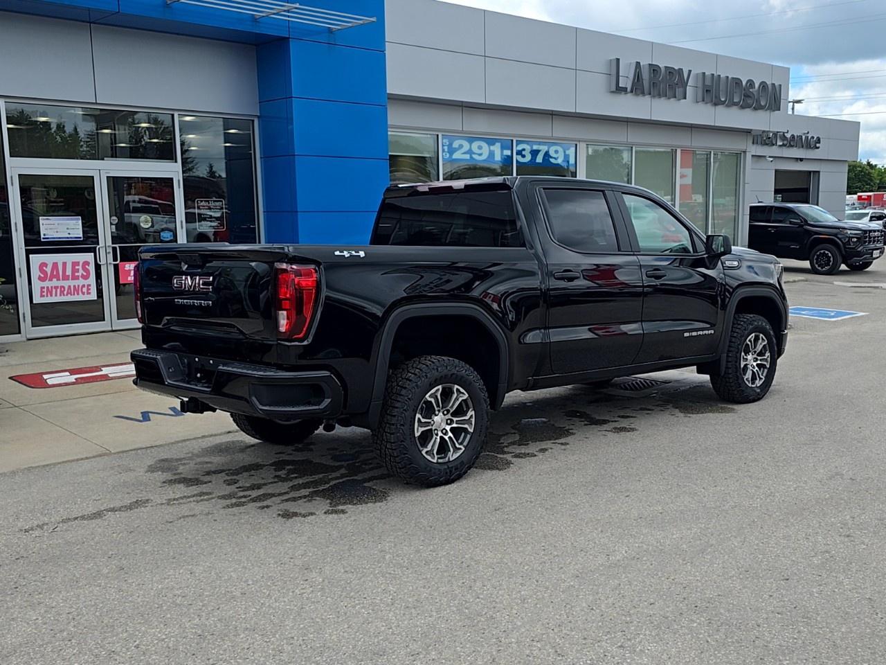 2026 GMC Sierra 1500 Crew Cab Short Box 4-Wheel Drive Pro Photo