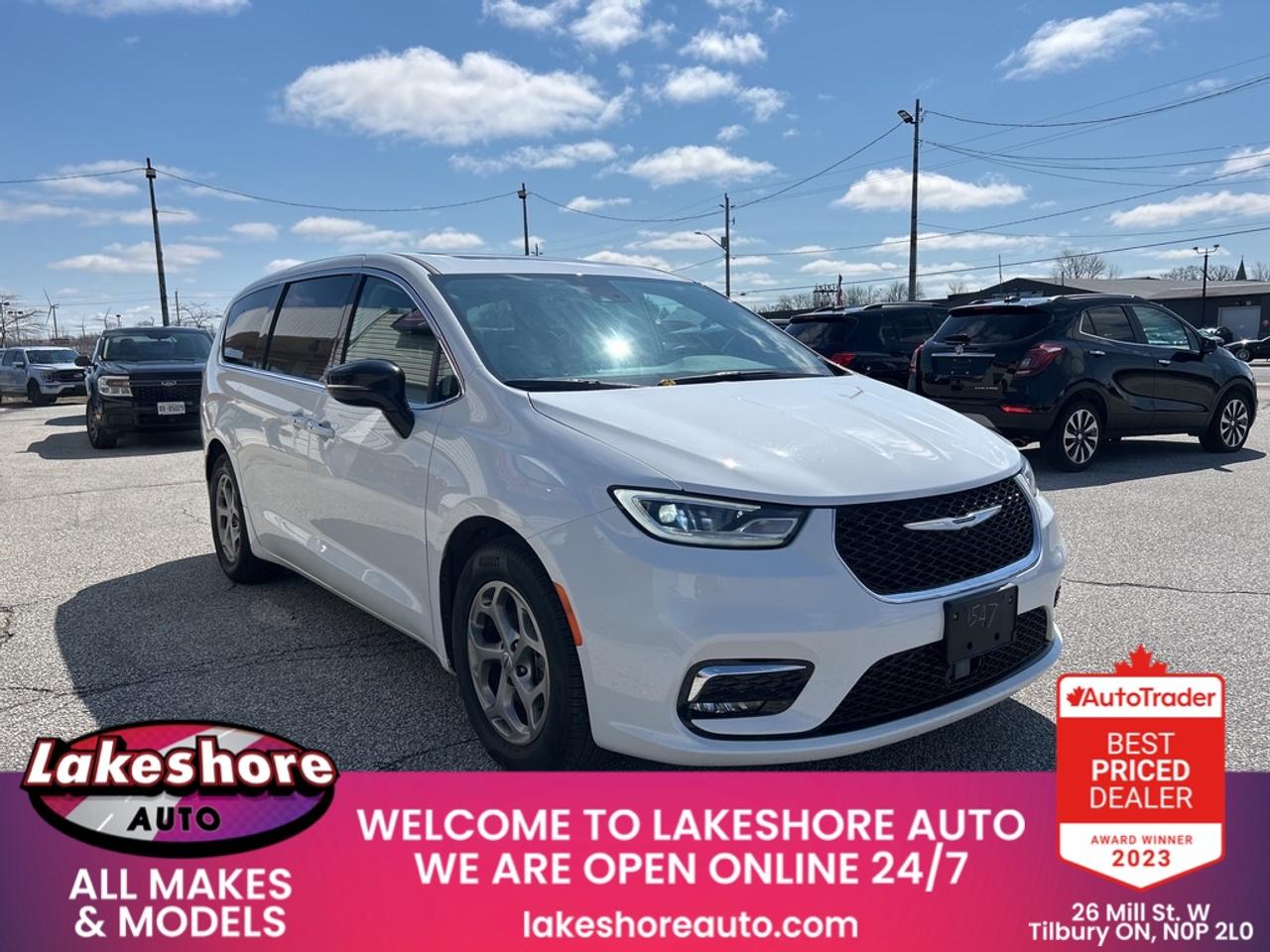 2024 Chrysler Pacifica Limited Photo4