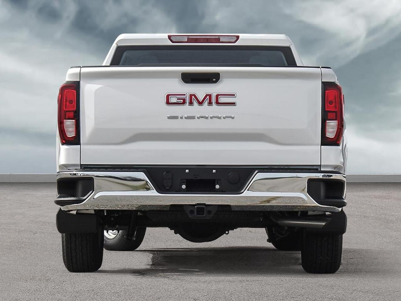 2026 GMC Sierra 1500 Crew Cab Short Box 4-Wheel Drive Pro Photo4