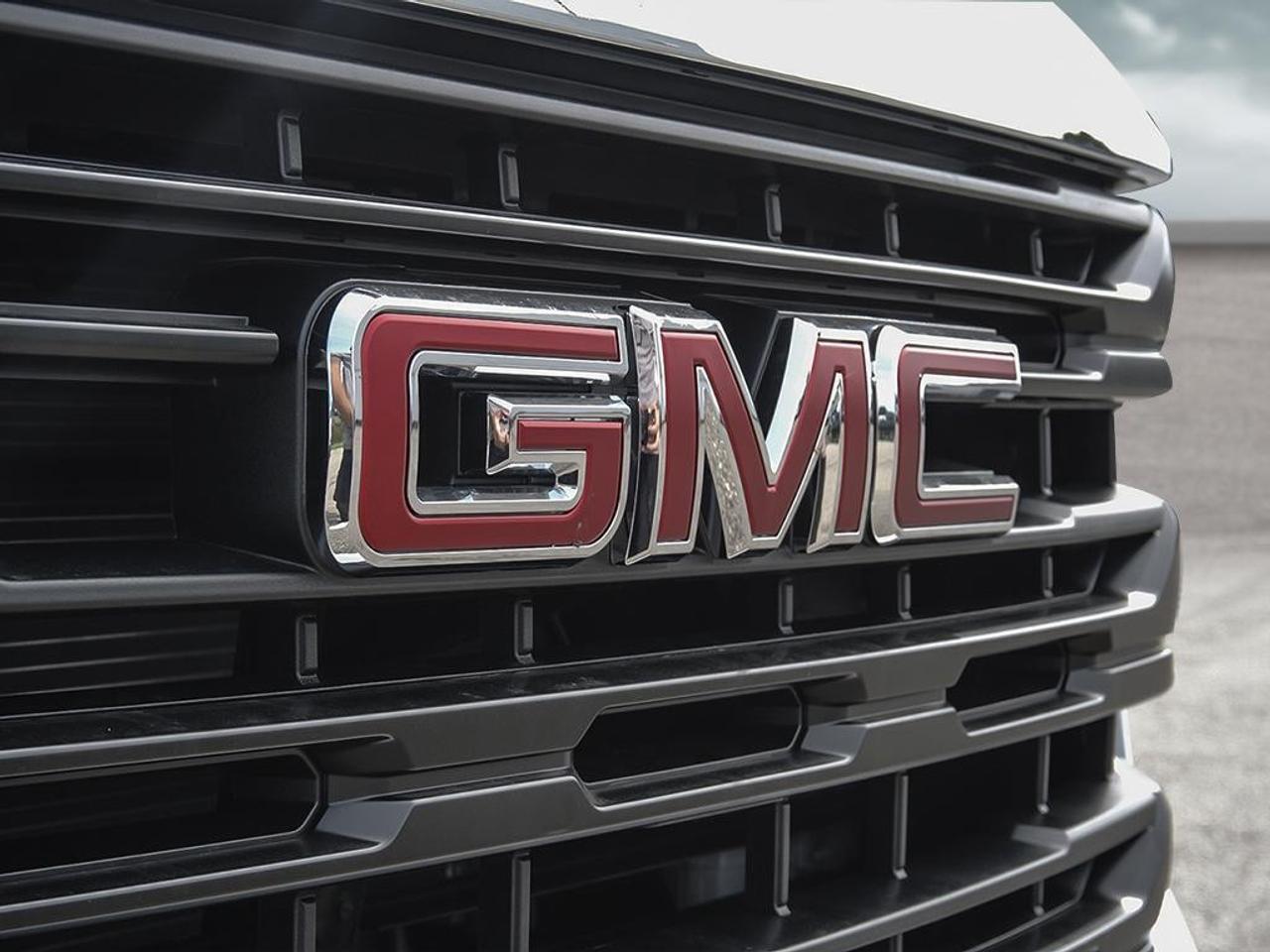 2026 GMC Sierra 1500 Crew Cab Short Box 4-Wheel Drive Pro Photo