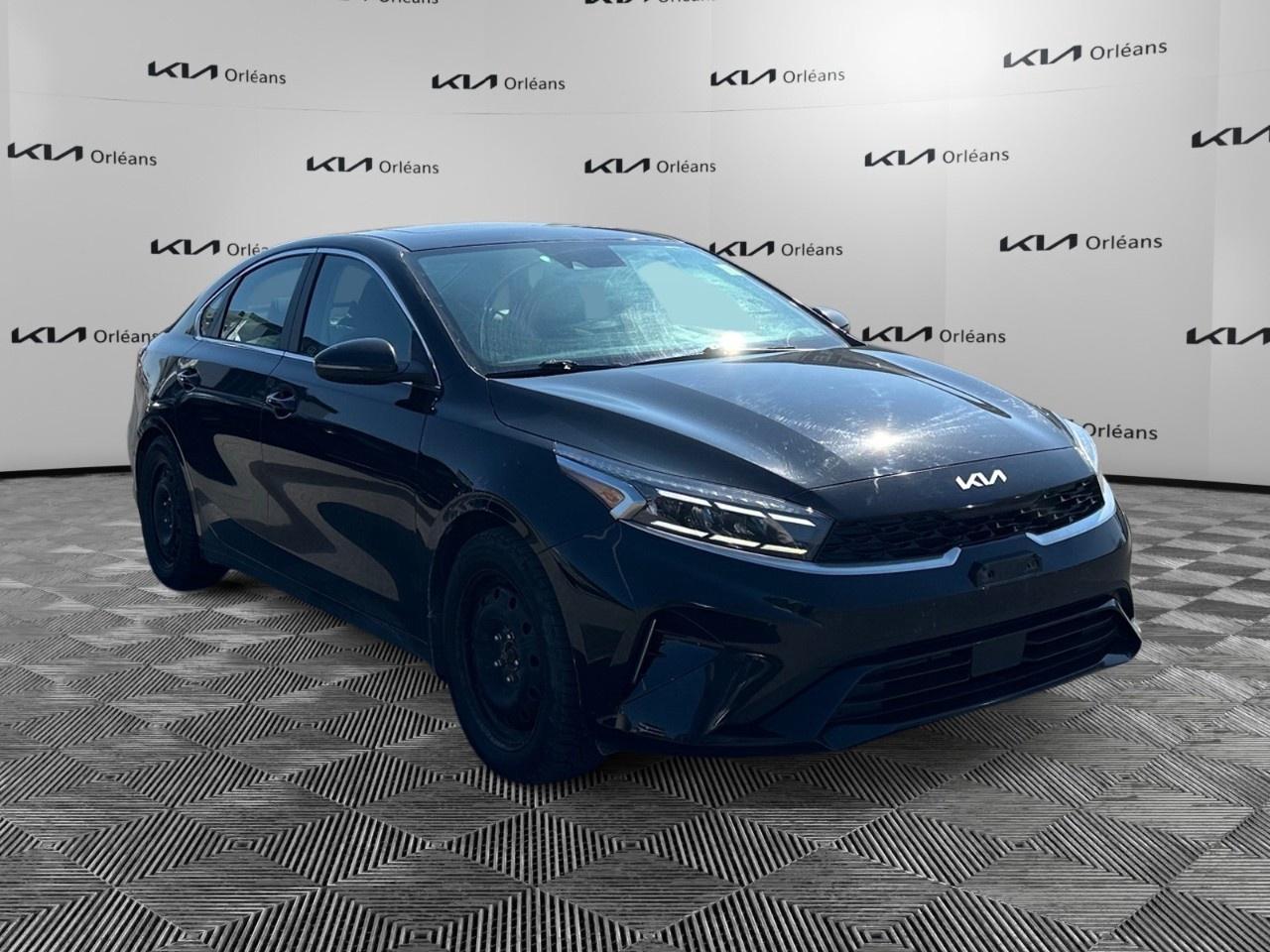 2023 Kia Forte EX  IVT Photo