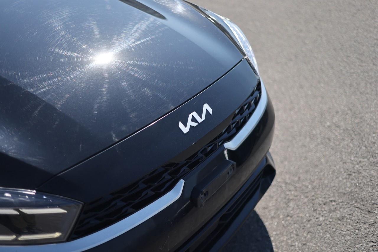 2023 Kia Forte EX  IVT Photo