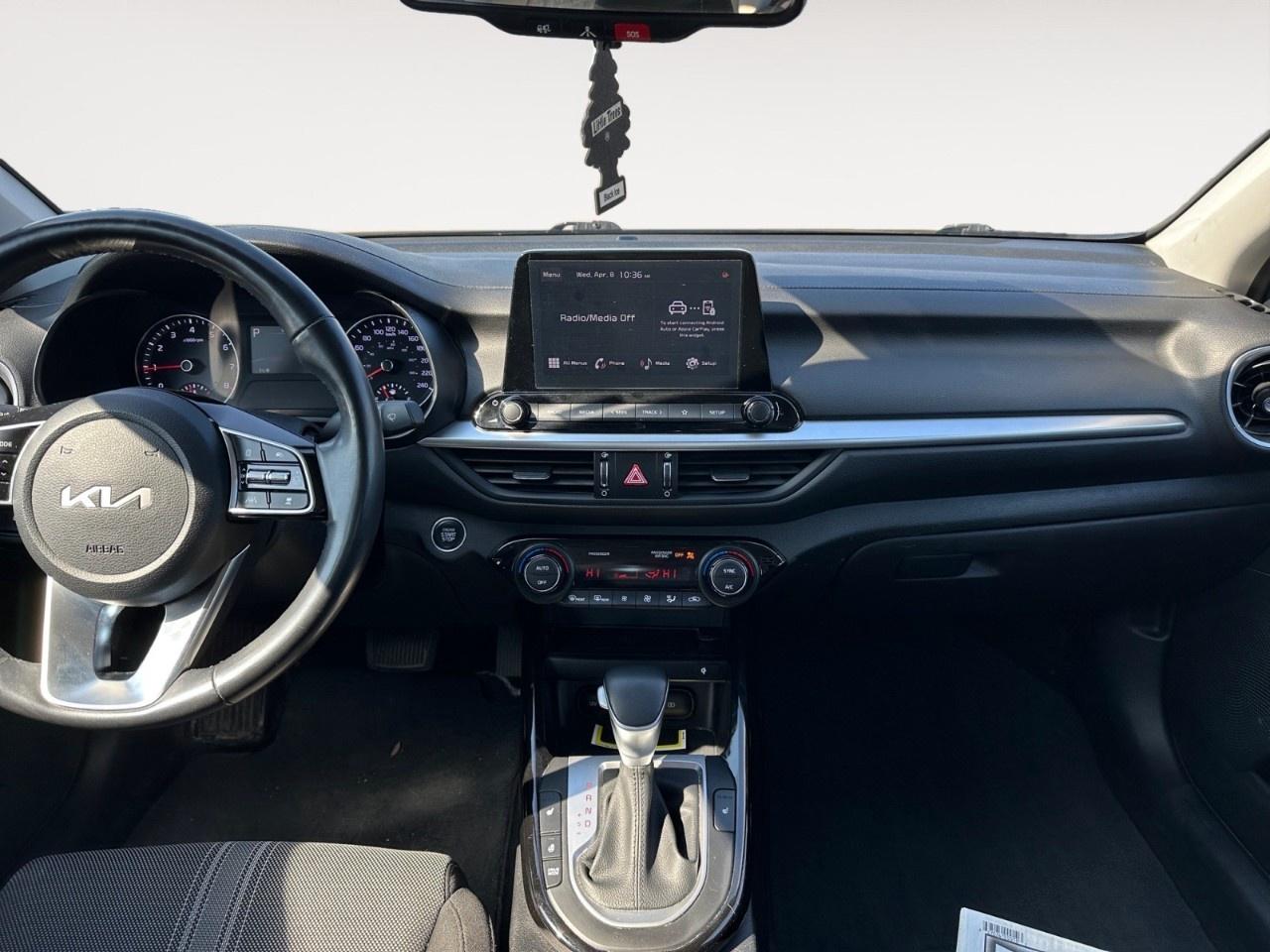 2023 Kia Forte EX  IVT Photo