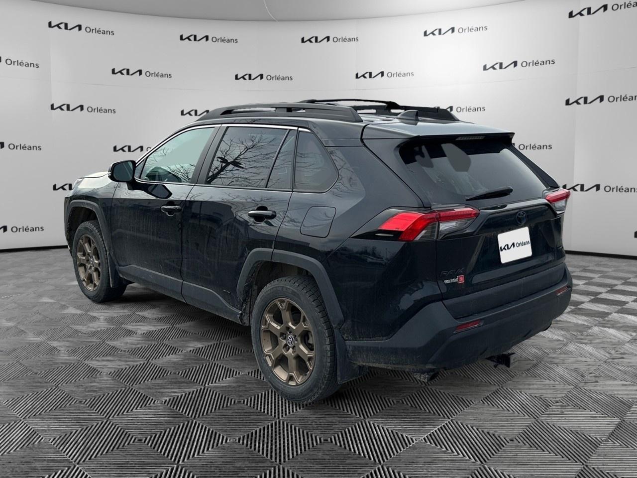 2023 Toyota RAV4 Hybrid XLE AWD Photo4