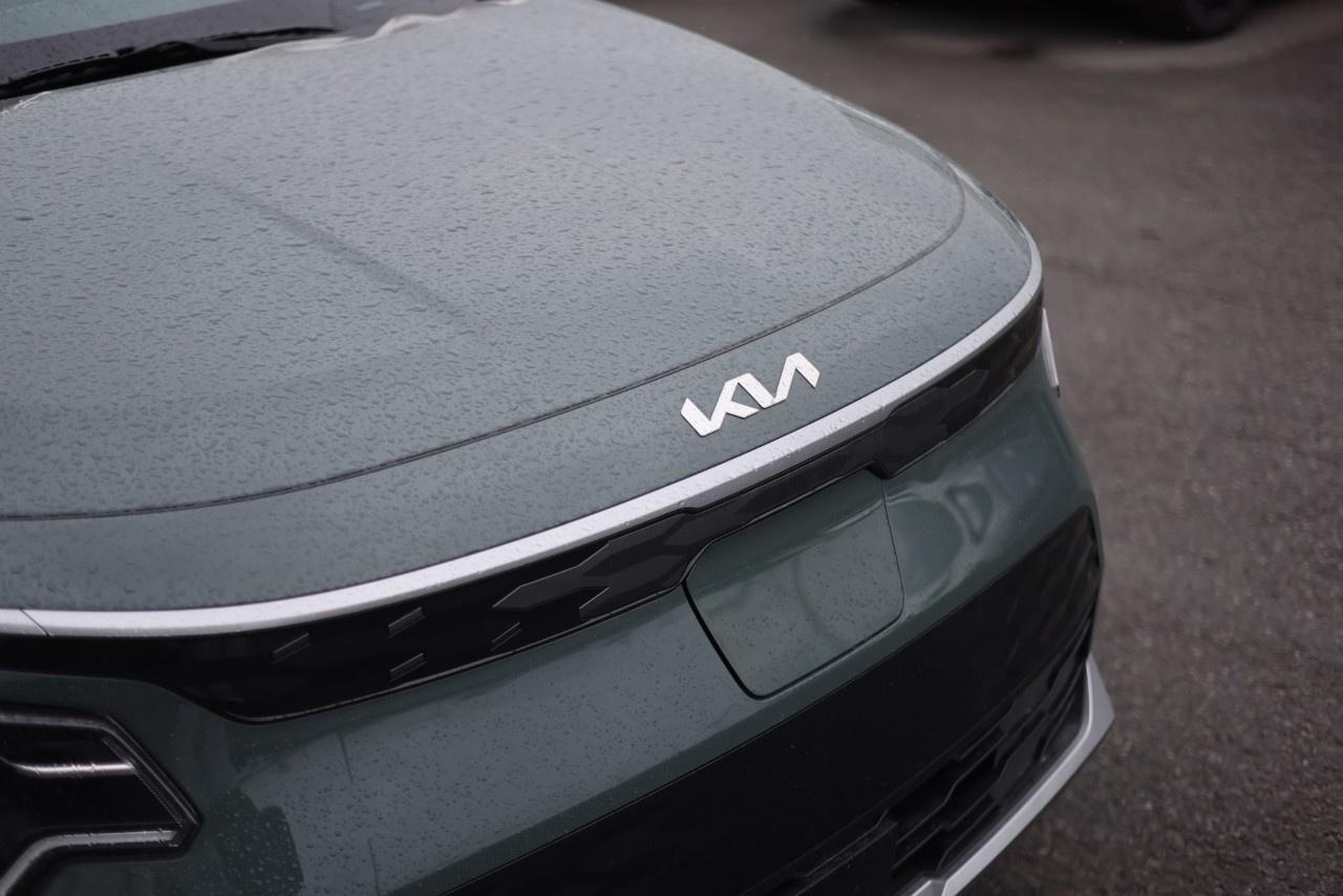 2026 Kia NIRO EV Wind  FWD Photo
